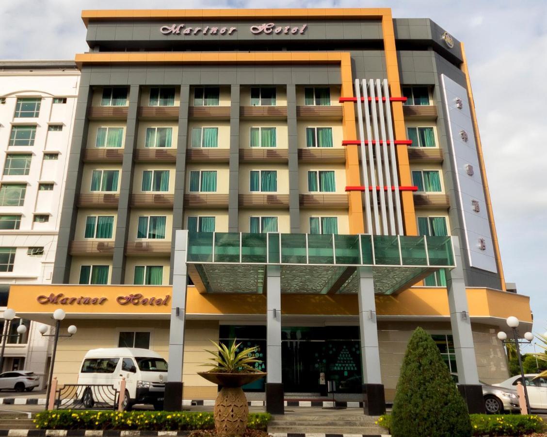 Mariner Hotel Labuan Esterno foto