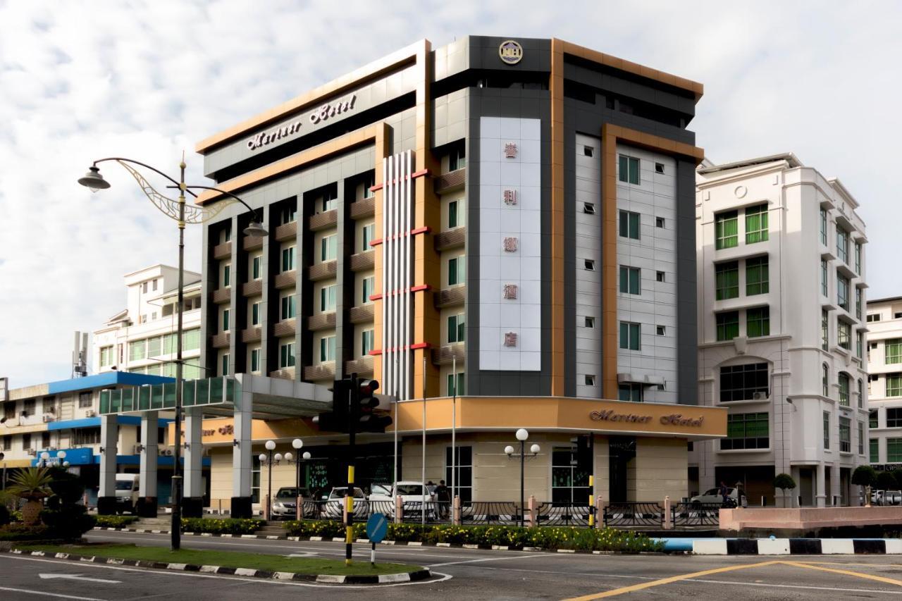 Mariner Hotel Labuan Esterno foto